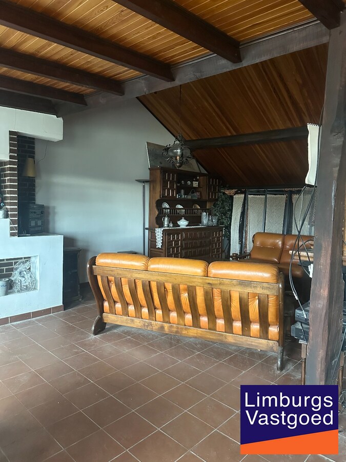 Handelshuis op commerciële ligging in Houthalen-Helchteren 