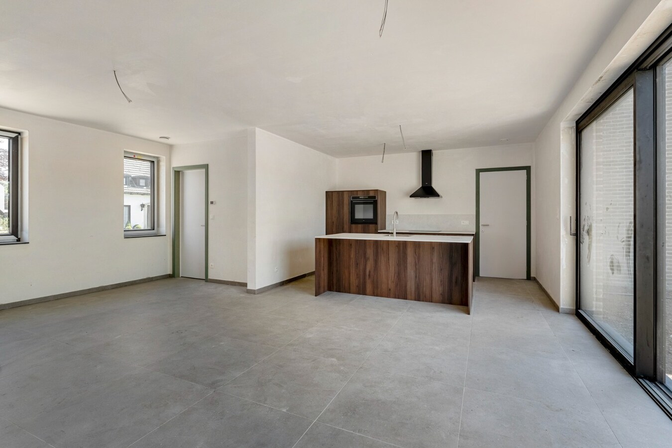 Afgewerkte halfvrijstaande BEN-woning op een perceel van 4a62ca in landelijk project te Voorshoven, een gehucht van Neeroeteren! 