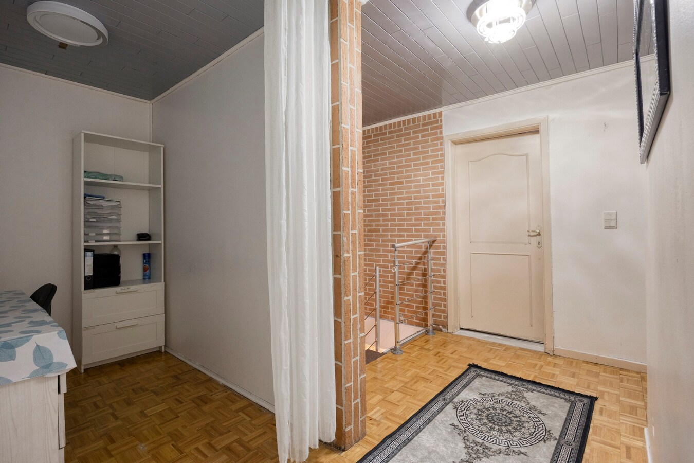 Residentieel gelegen woning met 4 slaapkamers.  Buurt 'De Hulst'. 