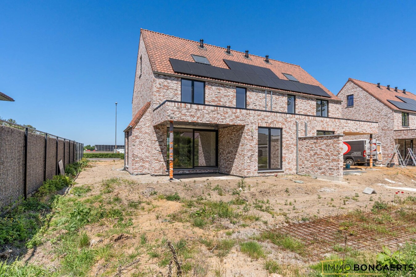 Nieuwbouwwoning met vier slaapkamers in Opglabbeek (NOG 1 BESCHIKBAAR) 