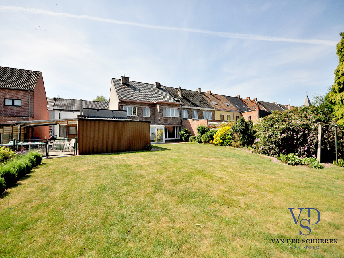 Zeer ruime herenwoning in centrum Gavere ! 