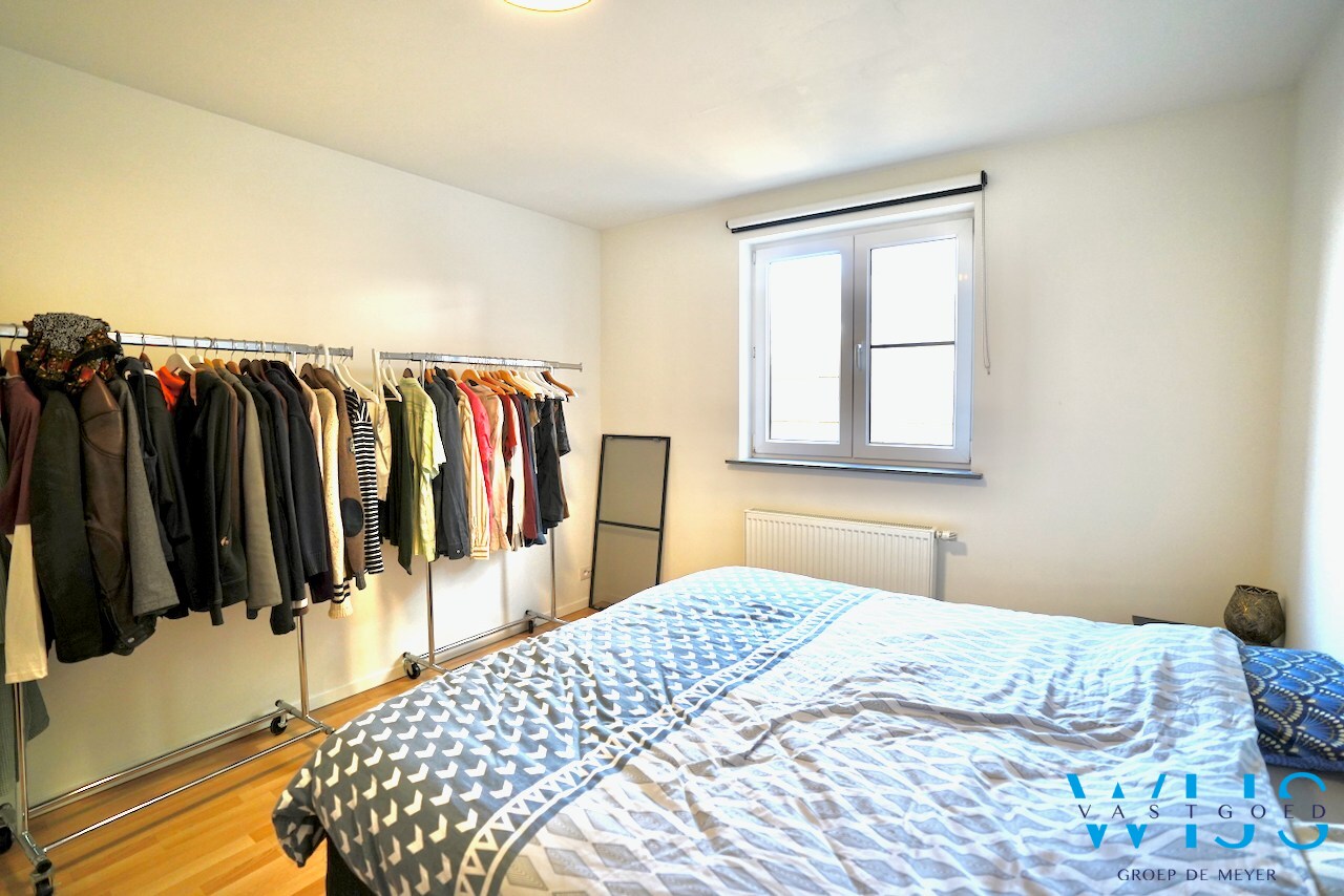 Gelijkvloers tweeslaapkamer appartement in hartje Ertvelde! 