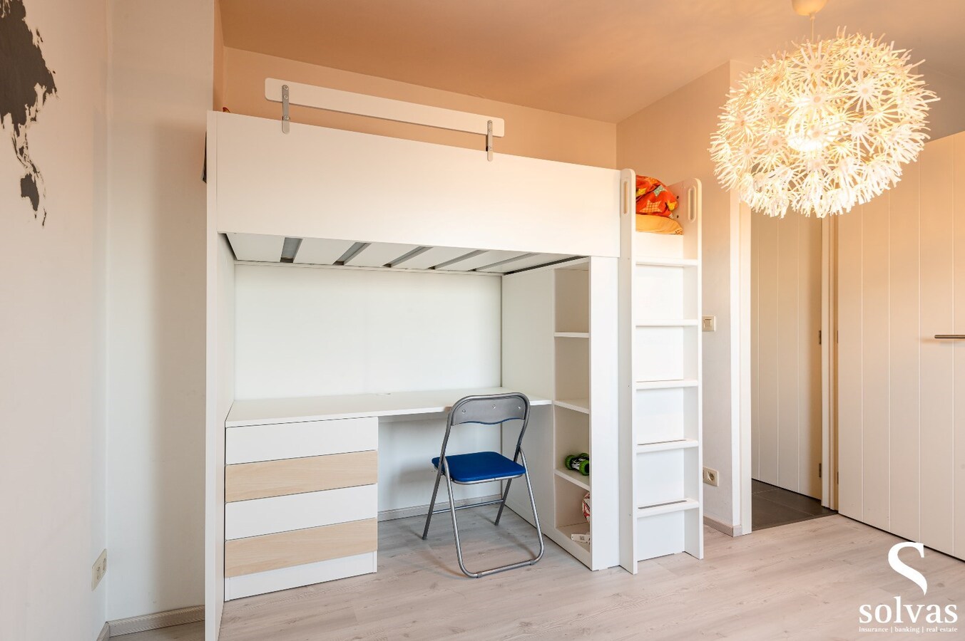 Ruim 3-slaapkamer appartement te Aalter! 