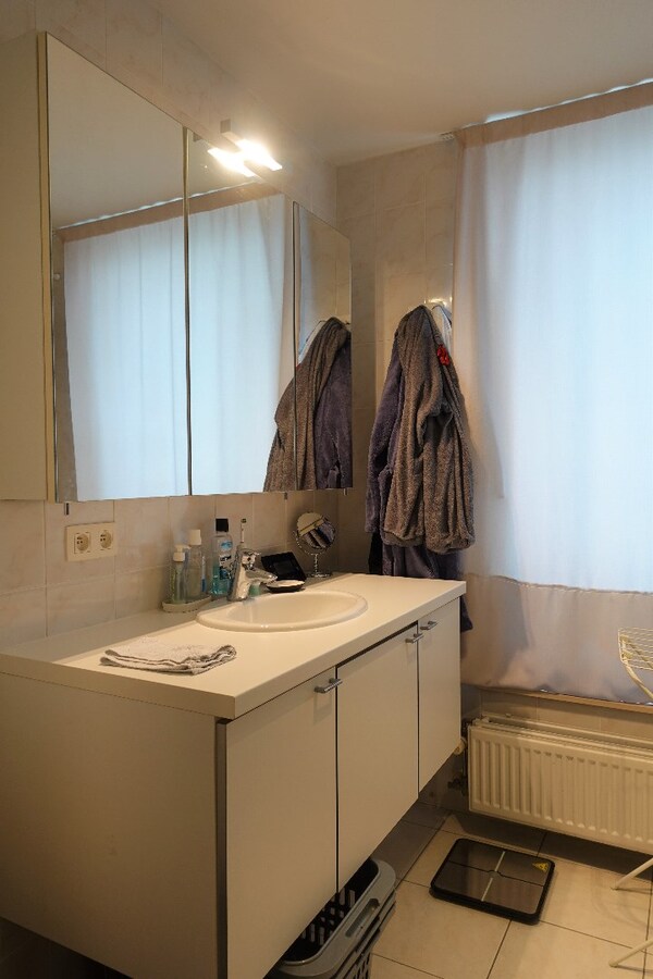 Luchtig appartement met 2 slaapkamers 