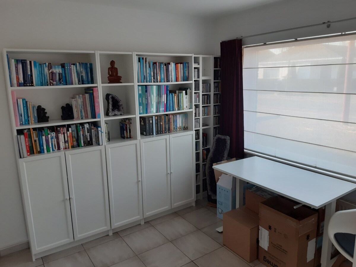 Ruime woning (4 slaapkamers) met garage 