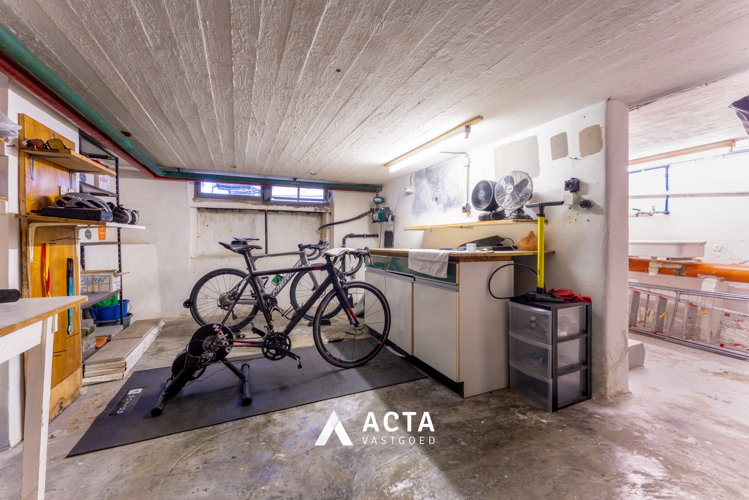 Instapklare stadswoning met drie slaapkamers en tuin 