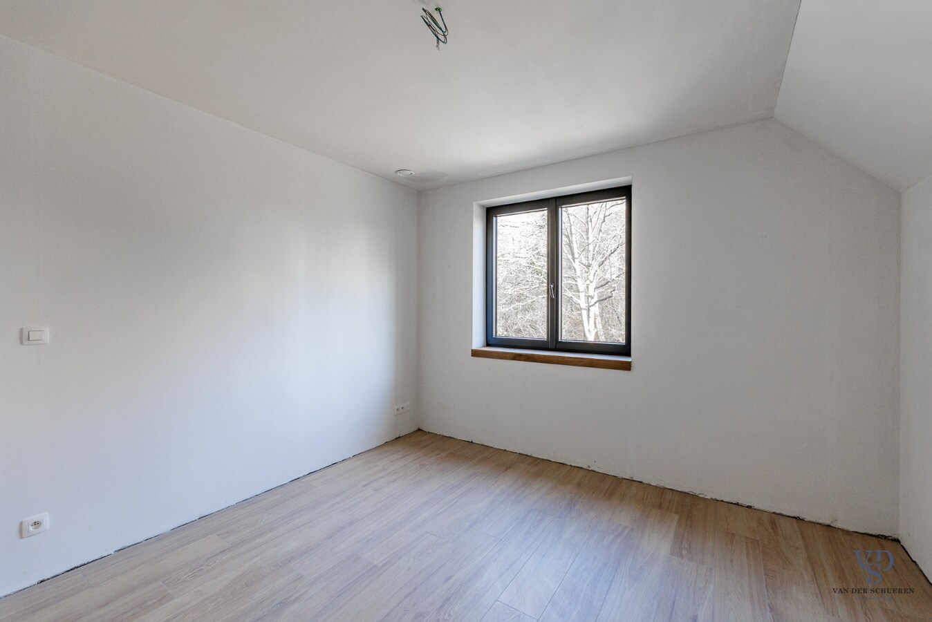 Landelijke nieuwbouwwoning in hartje Dikkelvenne. 