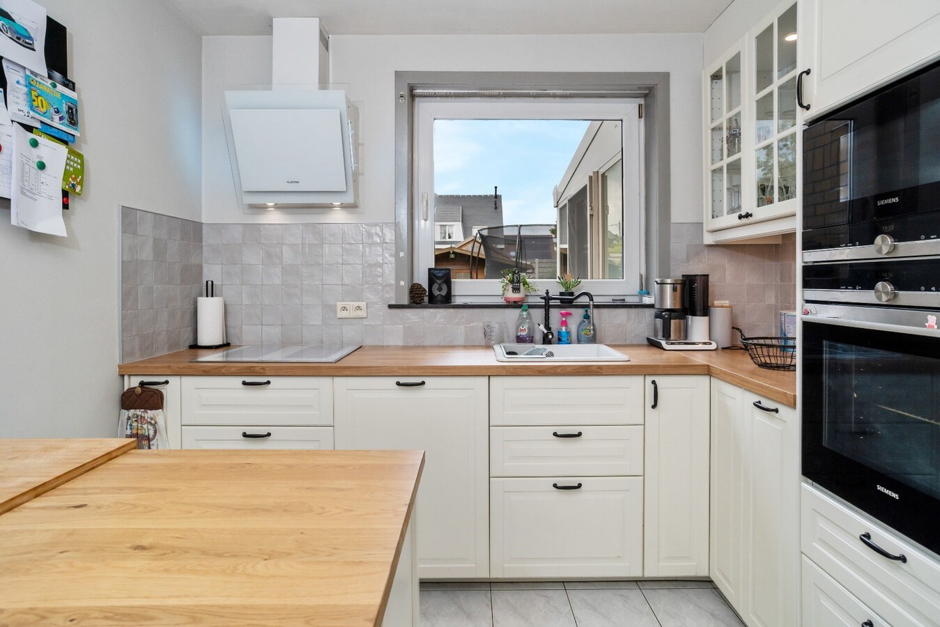 Centraal gelegen, halfopen woning op perceel 624m² 