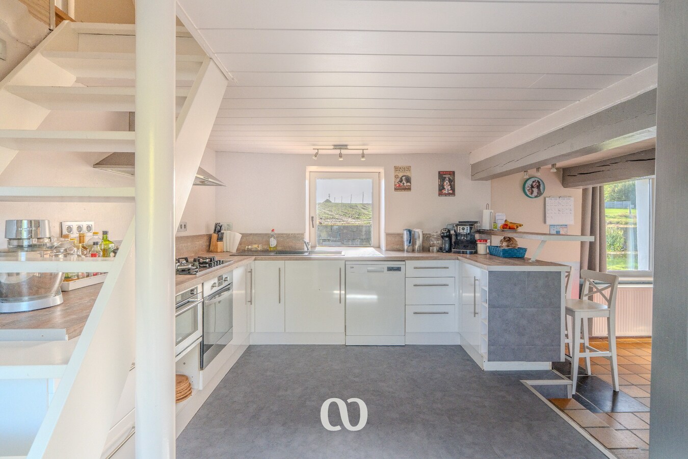 Prachtig gelegen villa met zwembad 