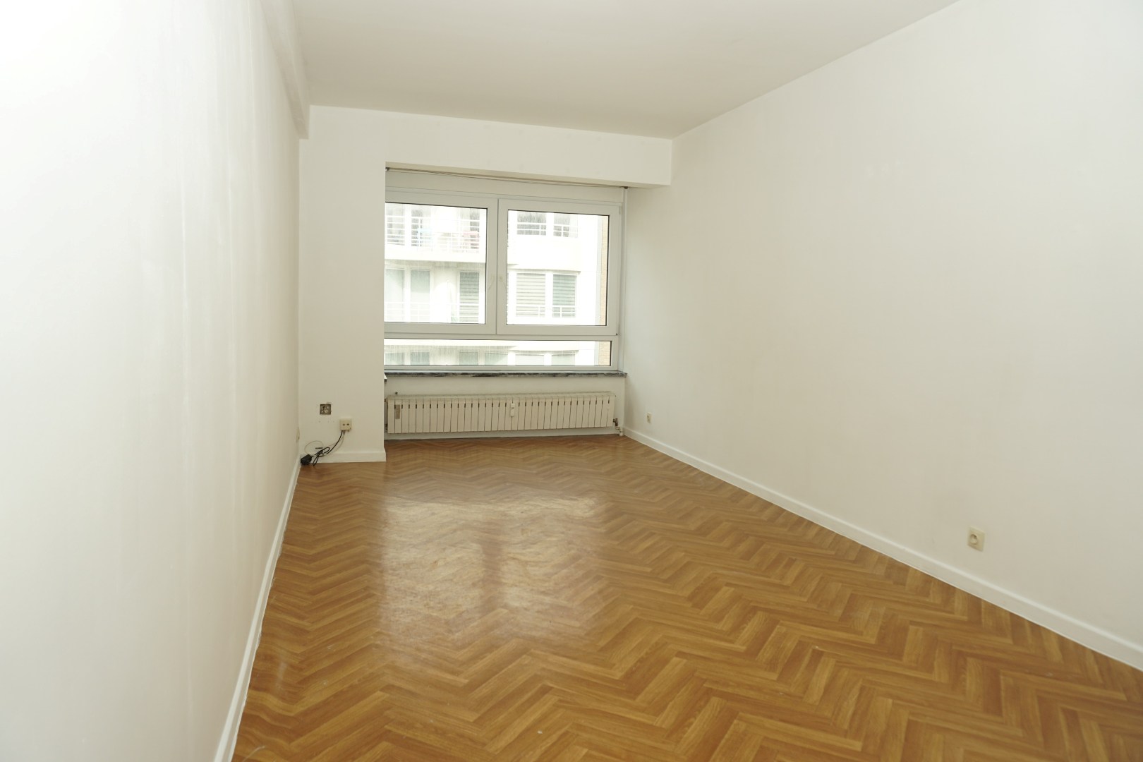 ONGEMEUBELD 1 SLP APP. GELEGEN KONINGSSTRAAT 