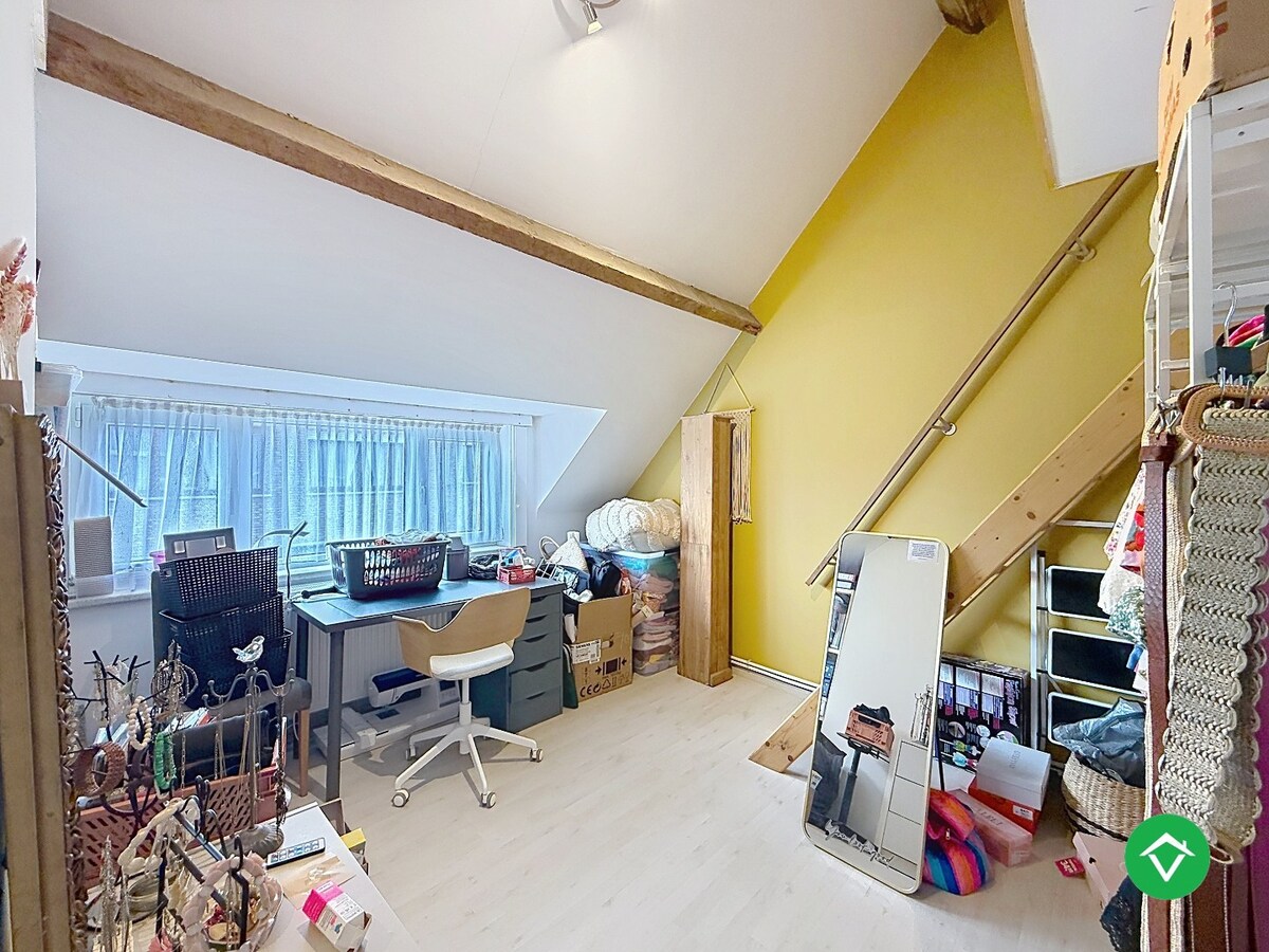 Woning met twee slaapkamers en tuin te Eernegem 