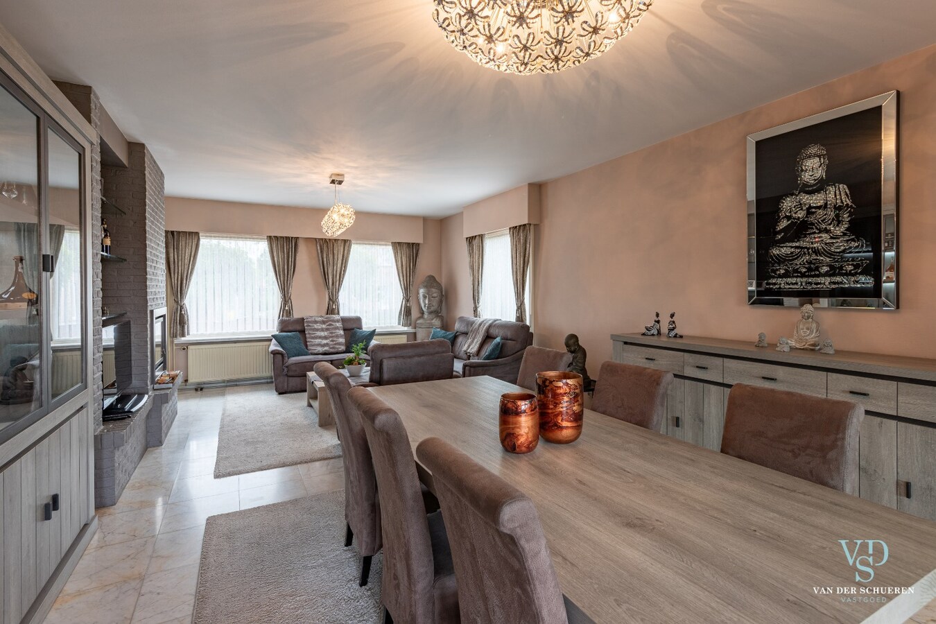 Degelijke, eigentijdse villa 