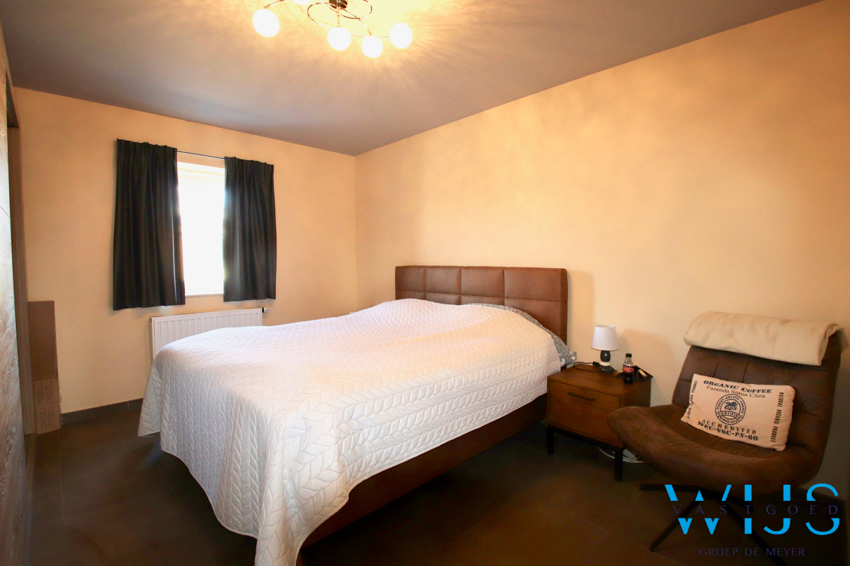 Prachtig woonhuis met 5 slaapkamers &amp; tuin te SLEIDINGE! 