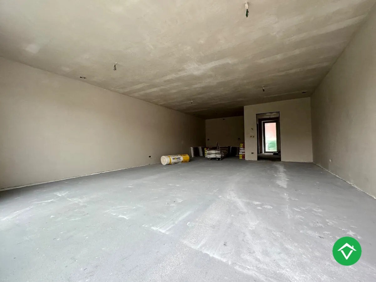 Nieuwbouwwoning met 3 slaapkamers te Sint-Eloois-Winkel 