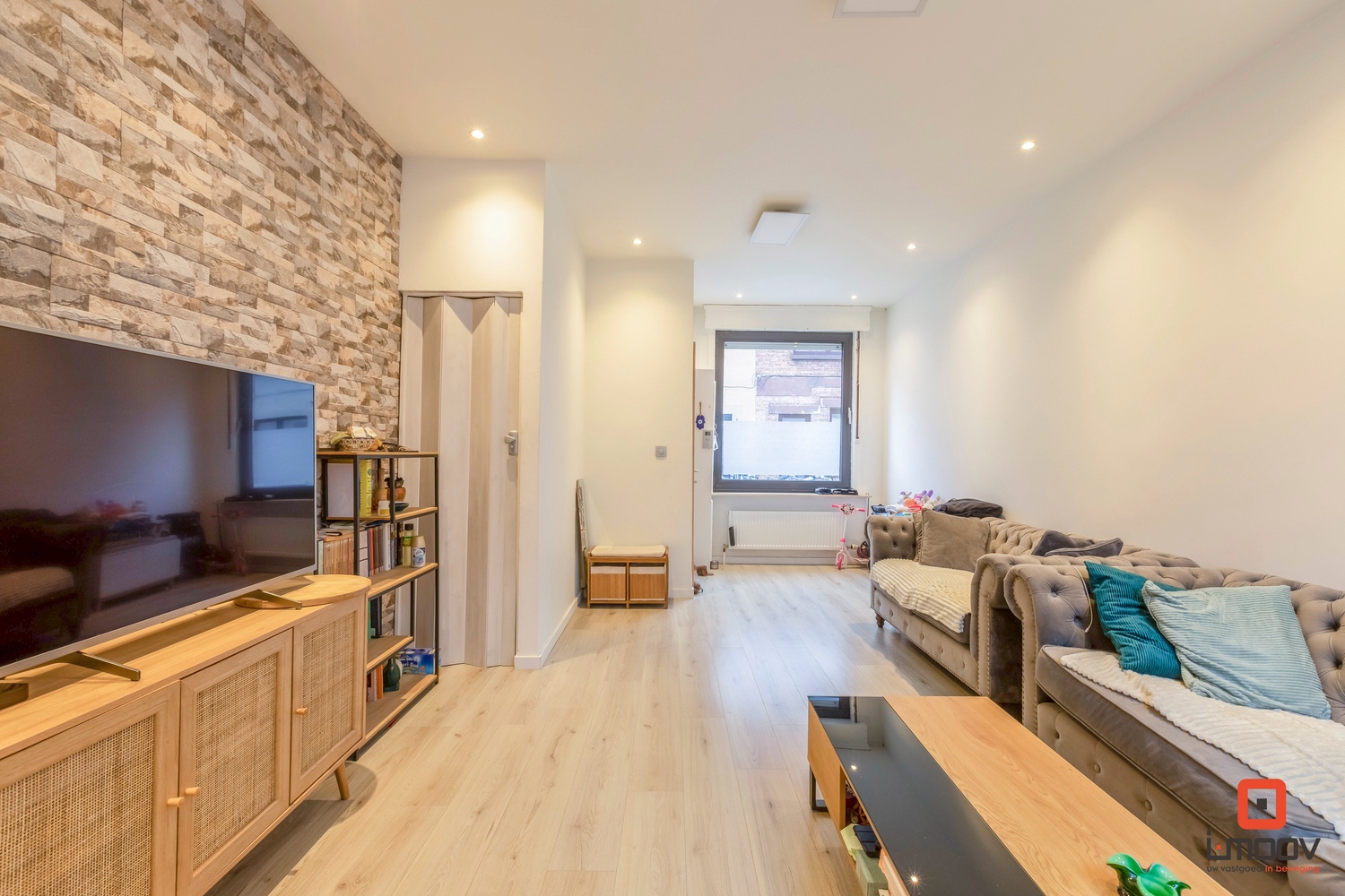 Charmante woning met 3 slaapkamers te Sint-Amandsberg. 