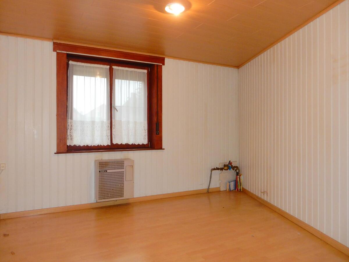 Te renoveren woning met landelijk uitzicht 