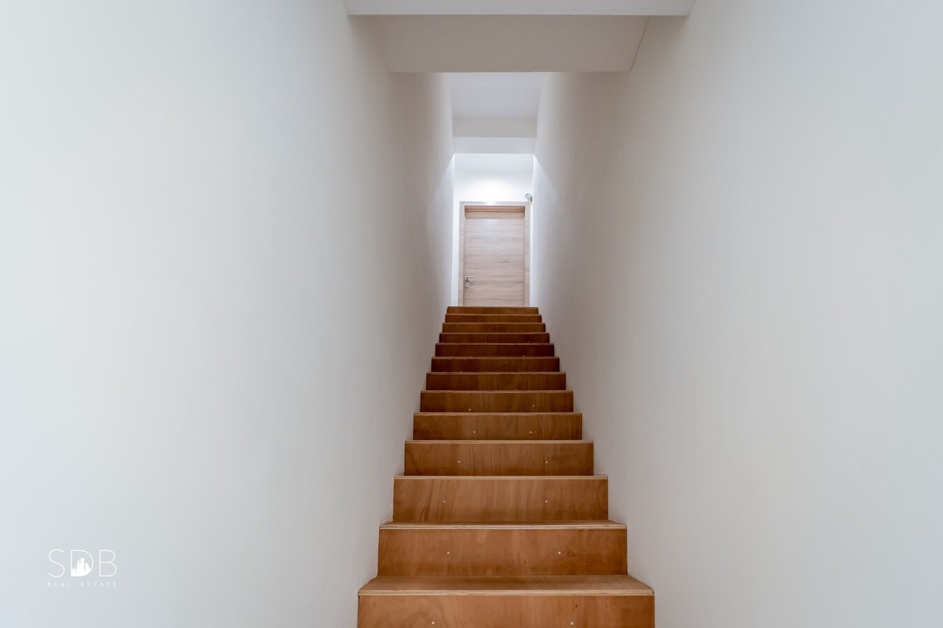 Hedendaagse gesloten bebouwing 