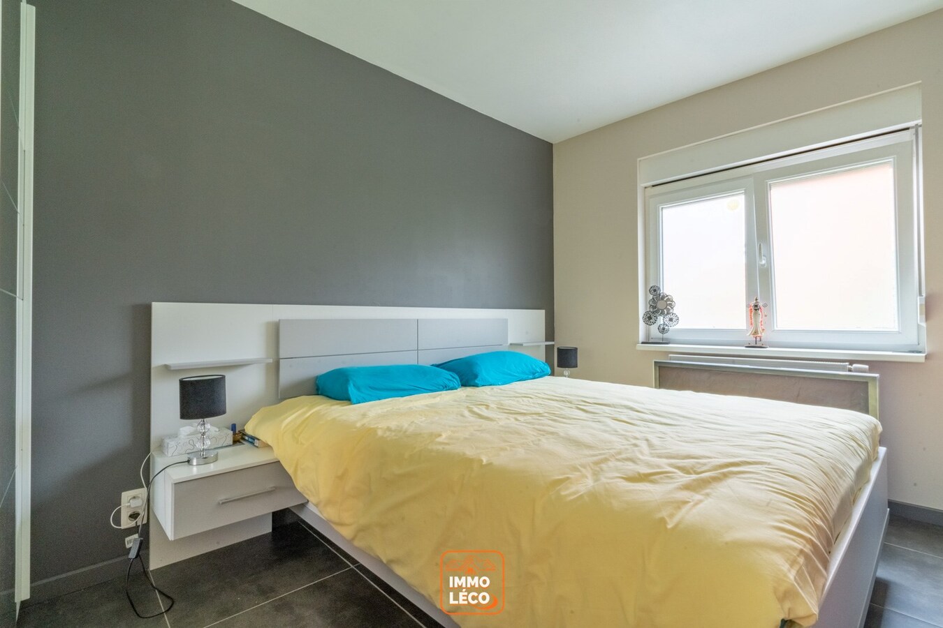 Appartement rez-de-chaussée 2 chambres, grand jardin et parking couvert privatif ! 