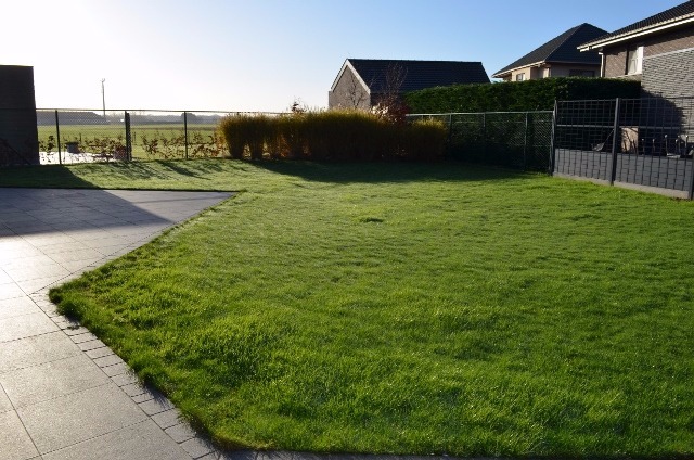 Solide villa afgewerkt met duurzame materialen te Adegem 