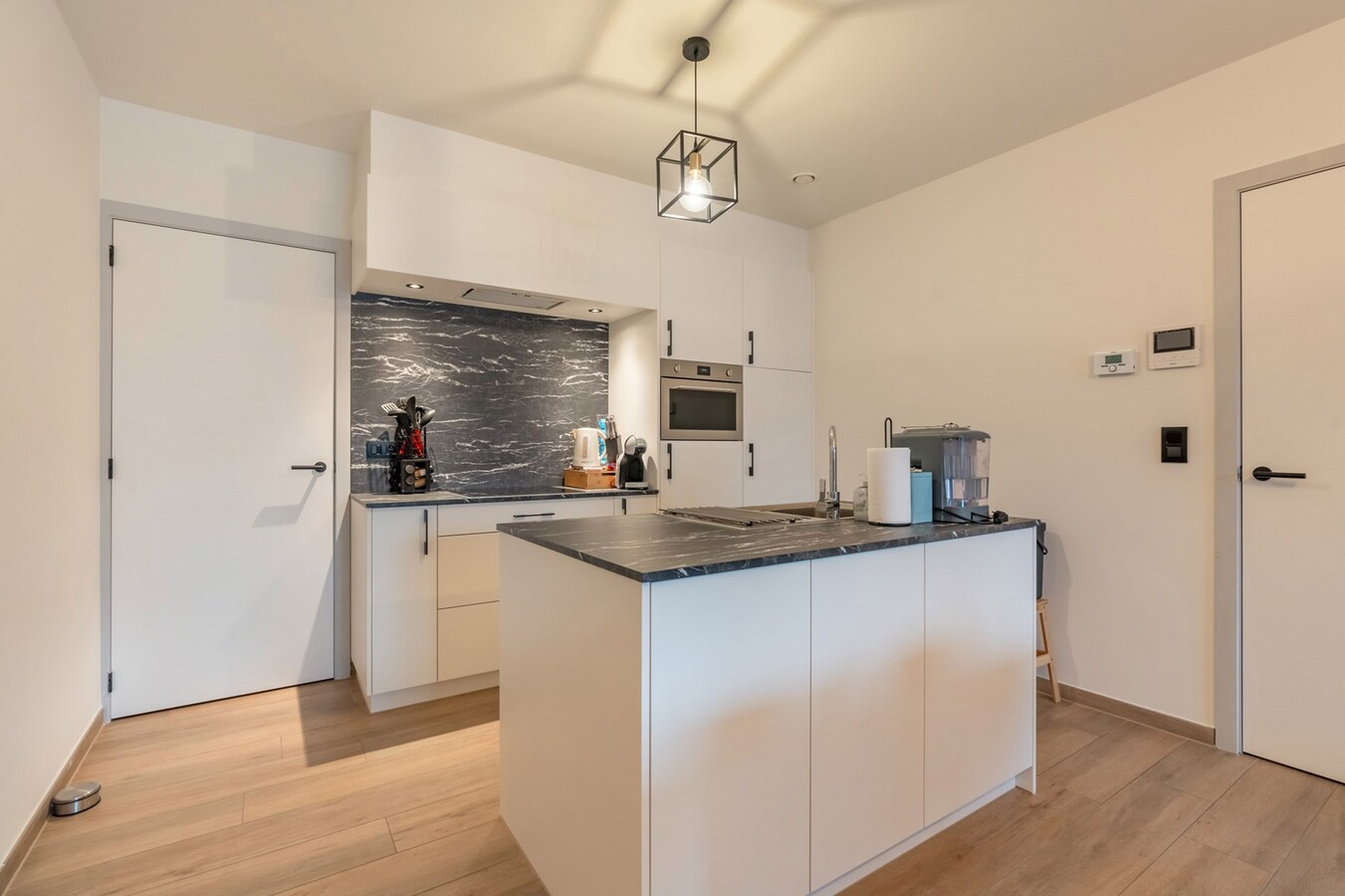 Mooi gelijkvloersappartement met 2 slaapkamers. 