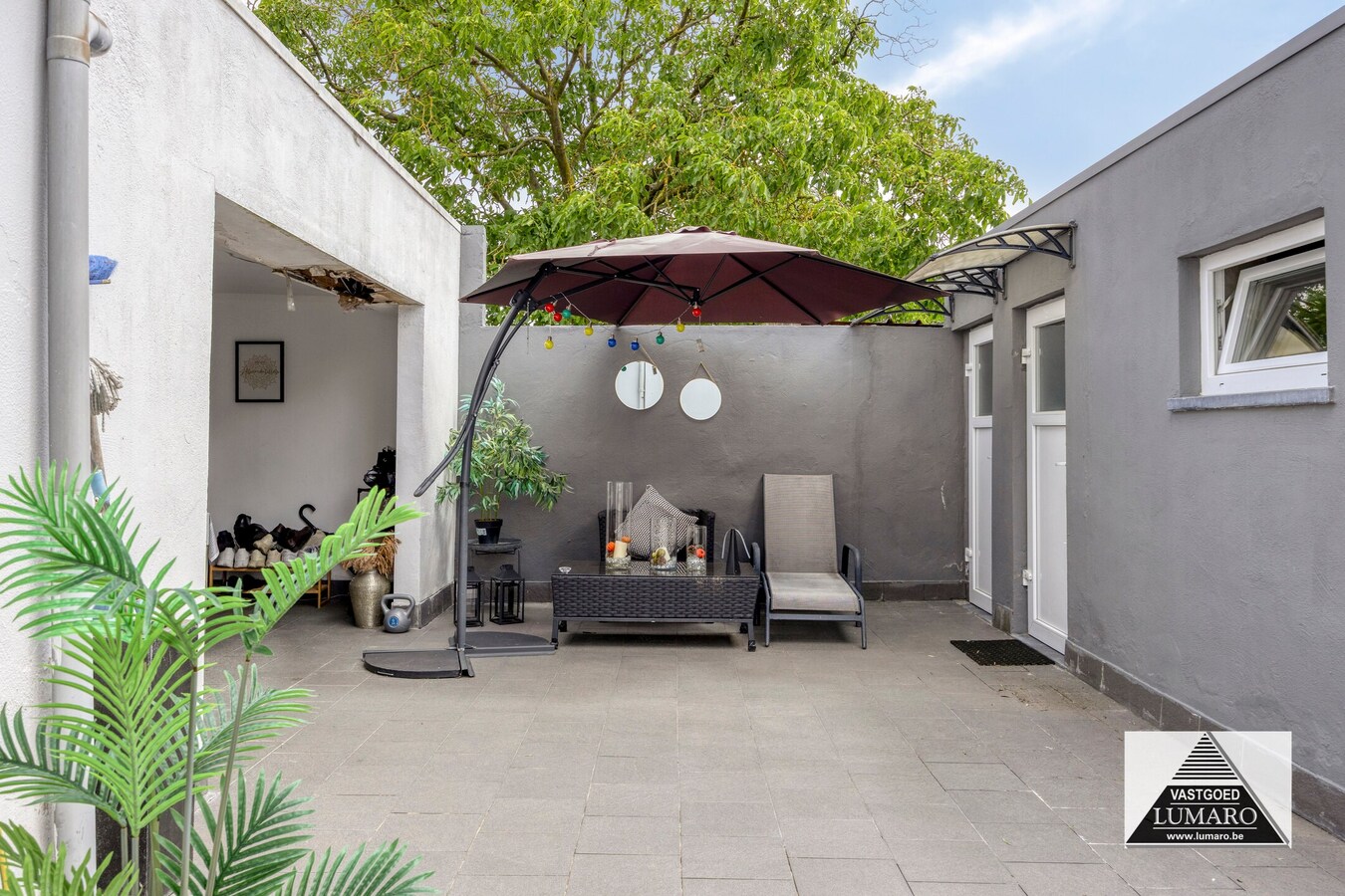 Half-open woning met karakter en grote leefruimtes 