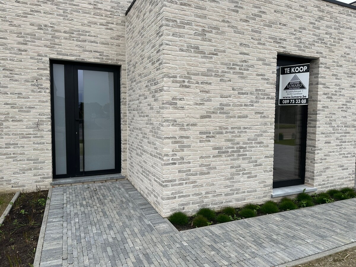 Lichtrijke, eigentijdse nieuwbouwwoningen 