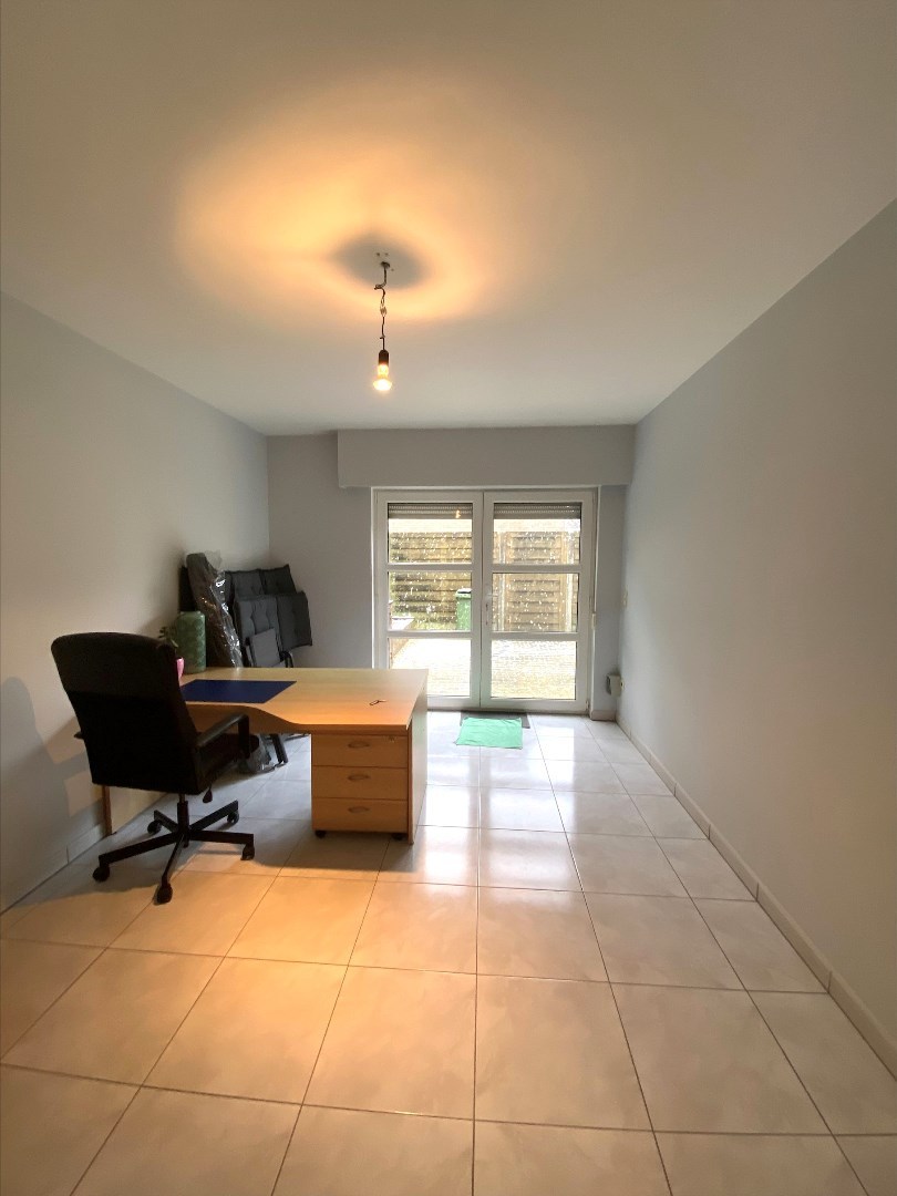 Zeer net gelijkvloers appartement met 2 slpks nabij centrum van Geel! 