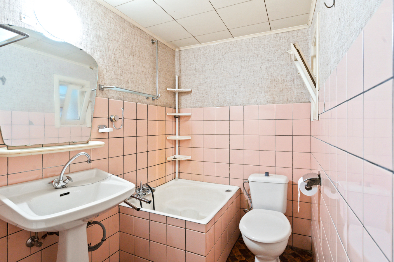 Landelijk gelegen halfopen bebouwing op een boogscheut van het Centrum 