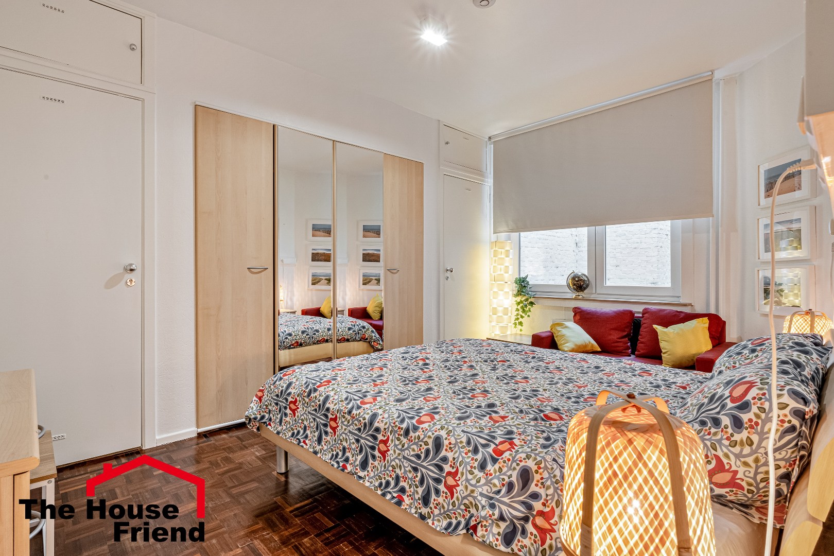 Ouderslaapkamer met inbouwkasten