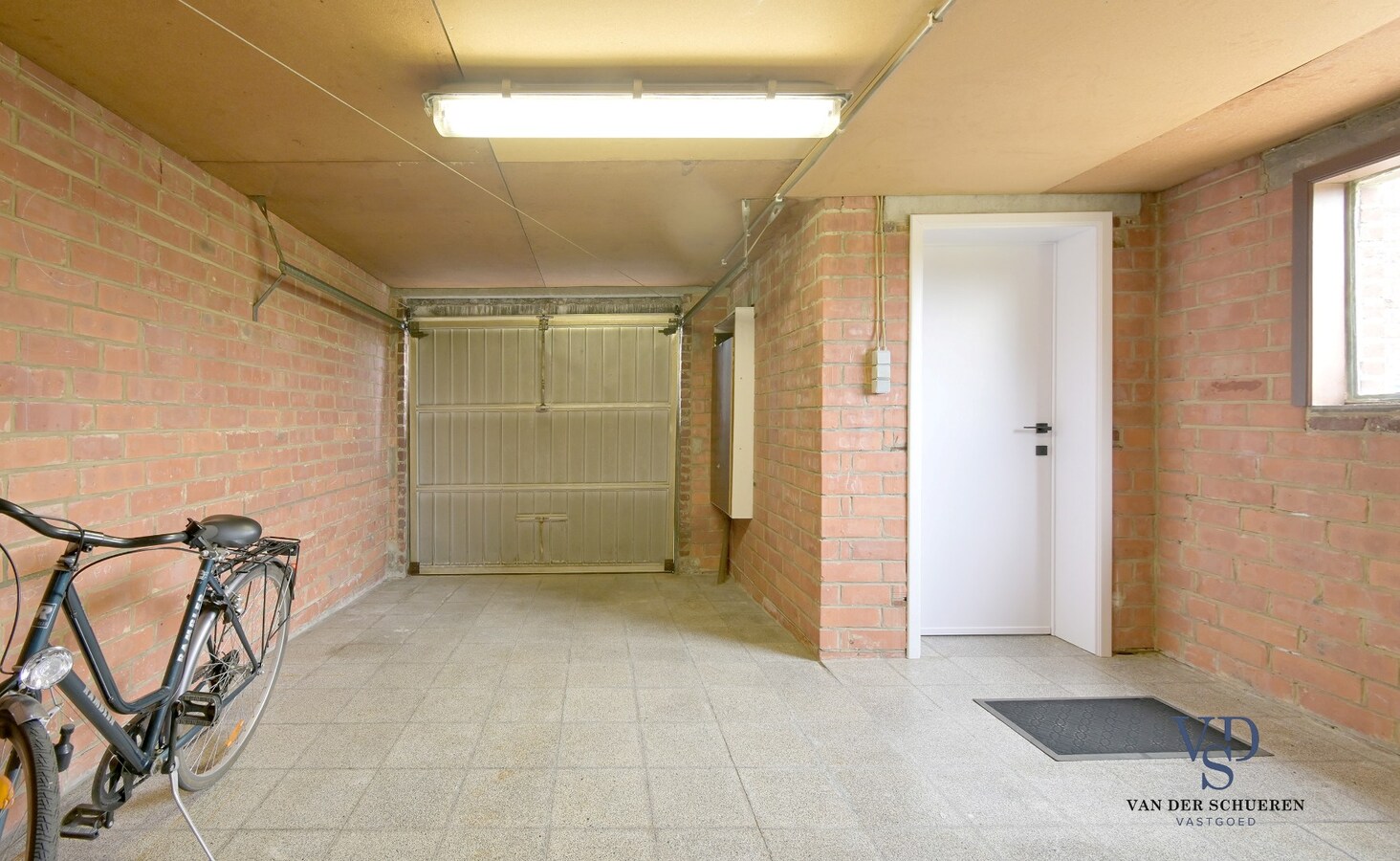 Ruime, degelijke woning 