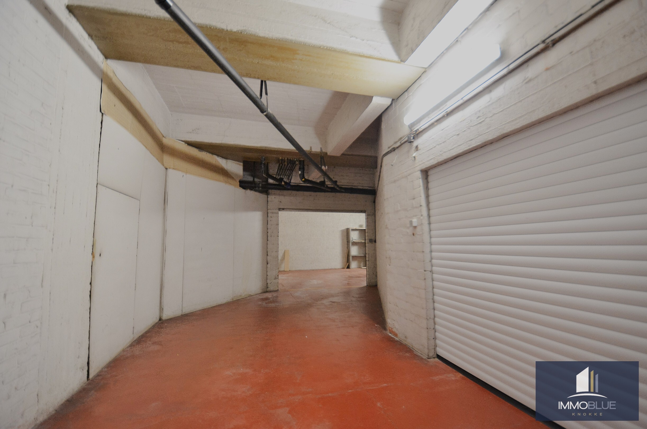 Ruime garagebox gelegen in de Elizabethlaan 