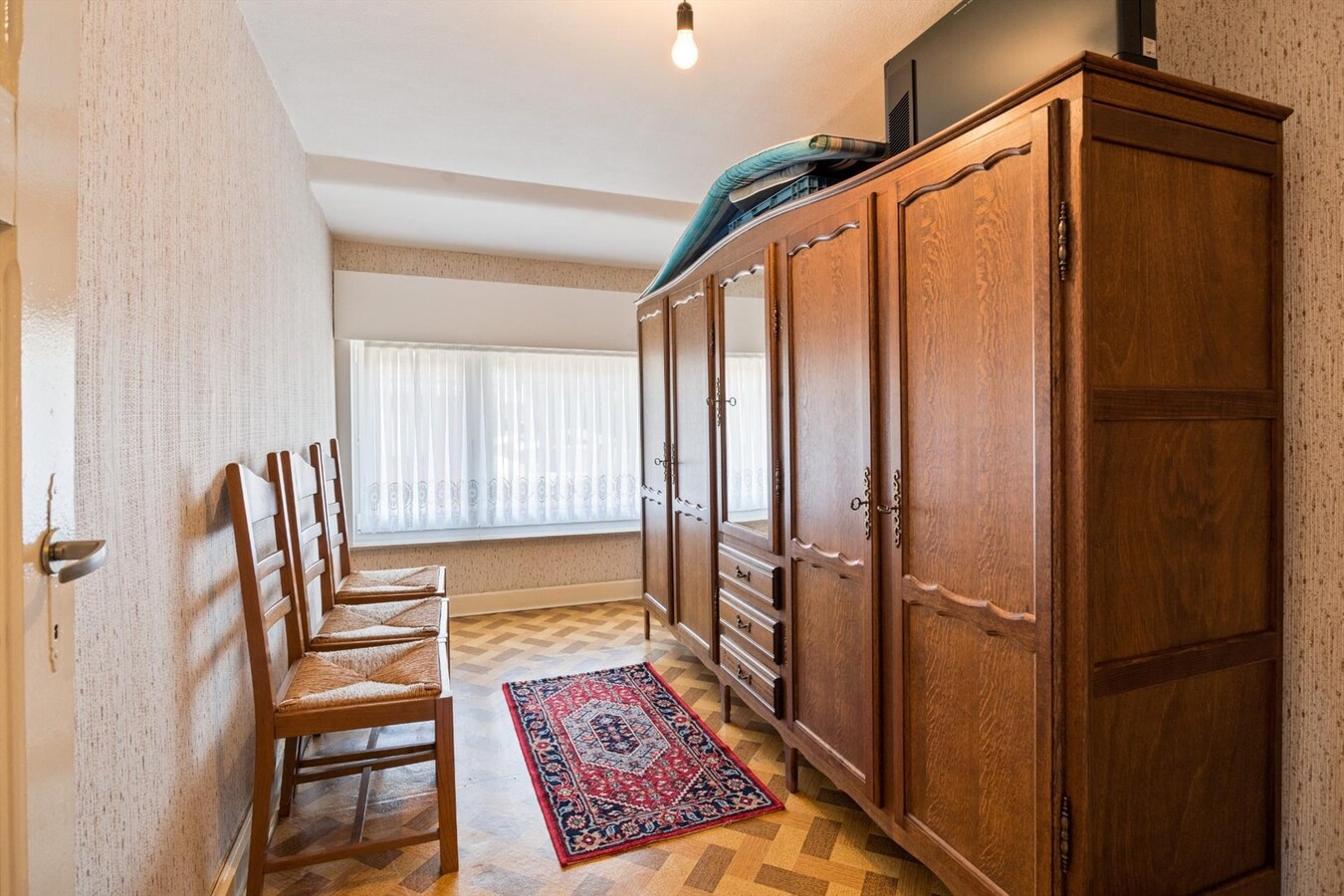 Perfect onderhouden vrijstaande woning op een boogscheut van het Centrum van Houthulst 