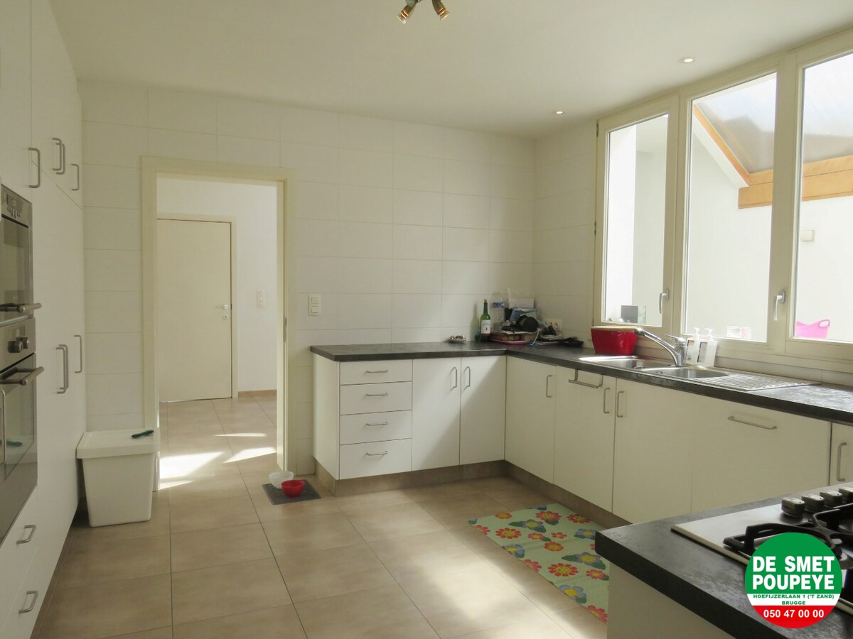 Ruime burgerswoning met zonnige tuin 