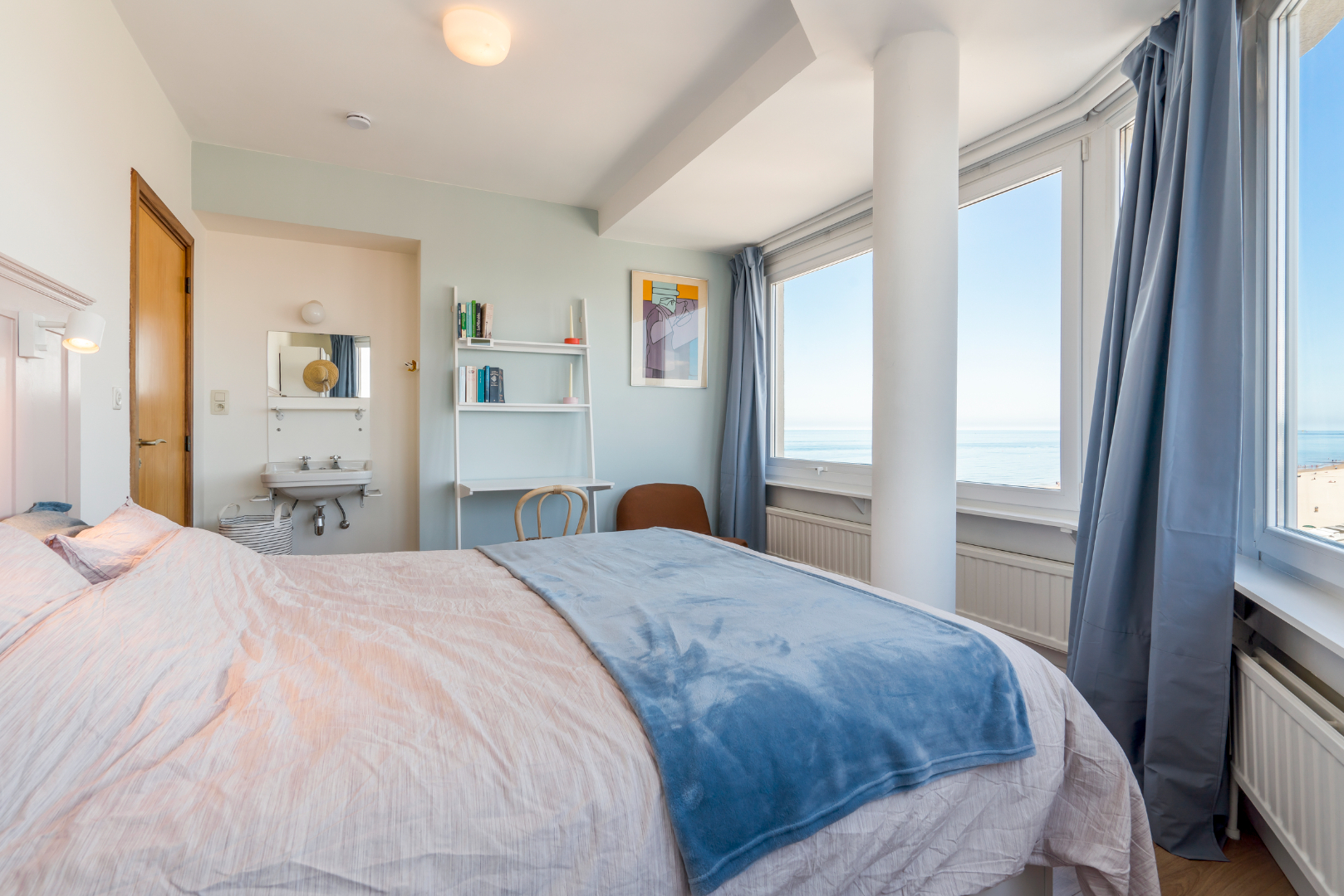 APPARTEMENT DE VACANCES  - VUE FRONTALE SUR MER (LOC. SAISONNIERE) 