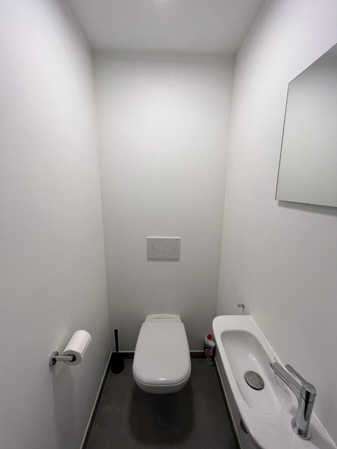 Nieuwbouwwoning in woonerf, hartje Gavere 