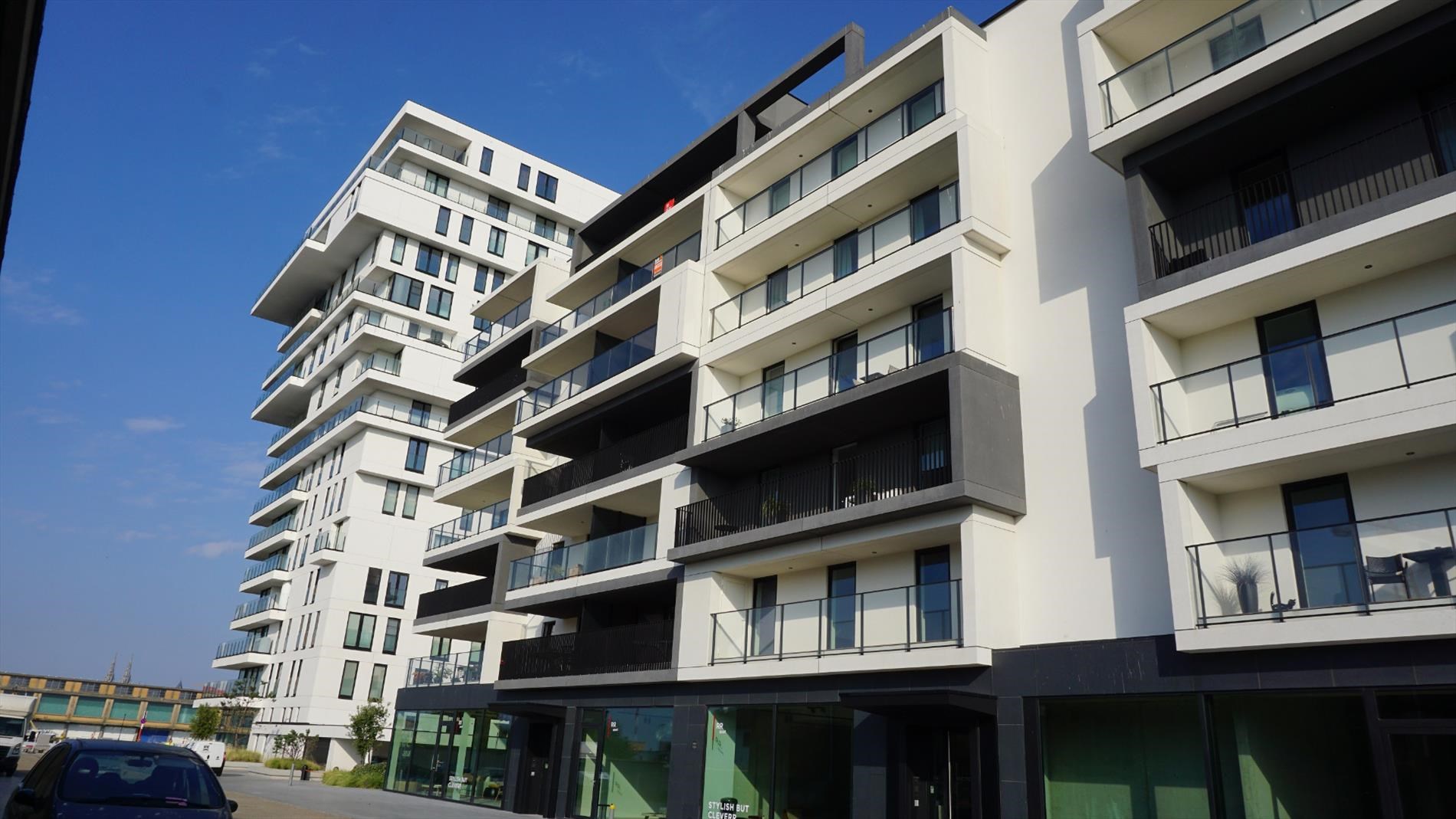 PRACHTIG NIEUWBOUWAPP. MET 2 SLPS EN GARAGE - PROJECT OOSTEROEVER 