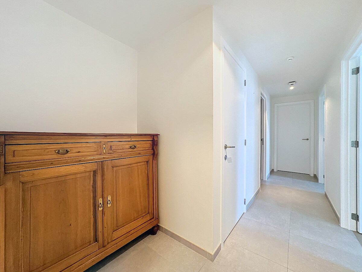 Nieuwbouw appartement met ruim terras en kelder te centrum Zottegem 