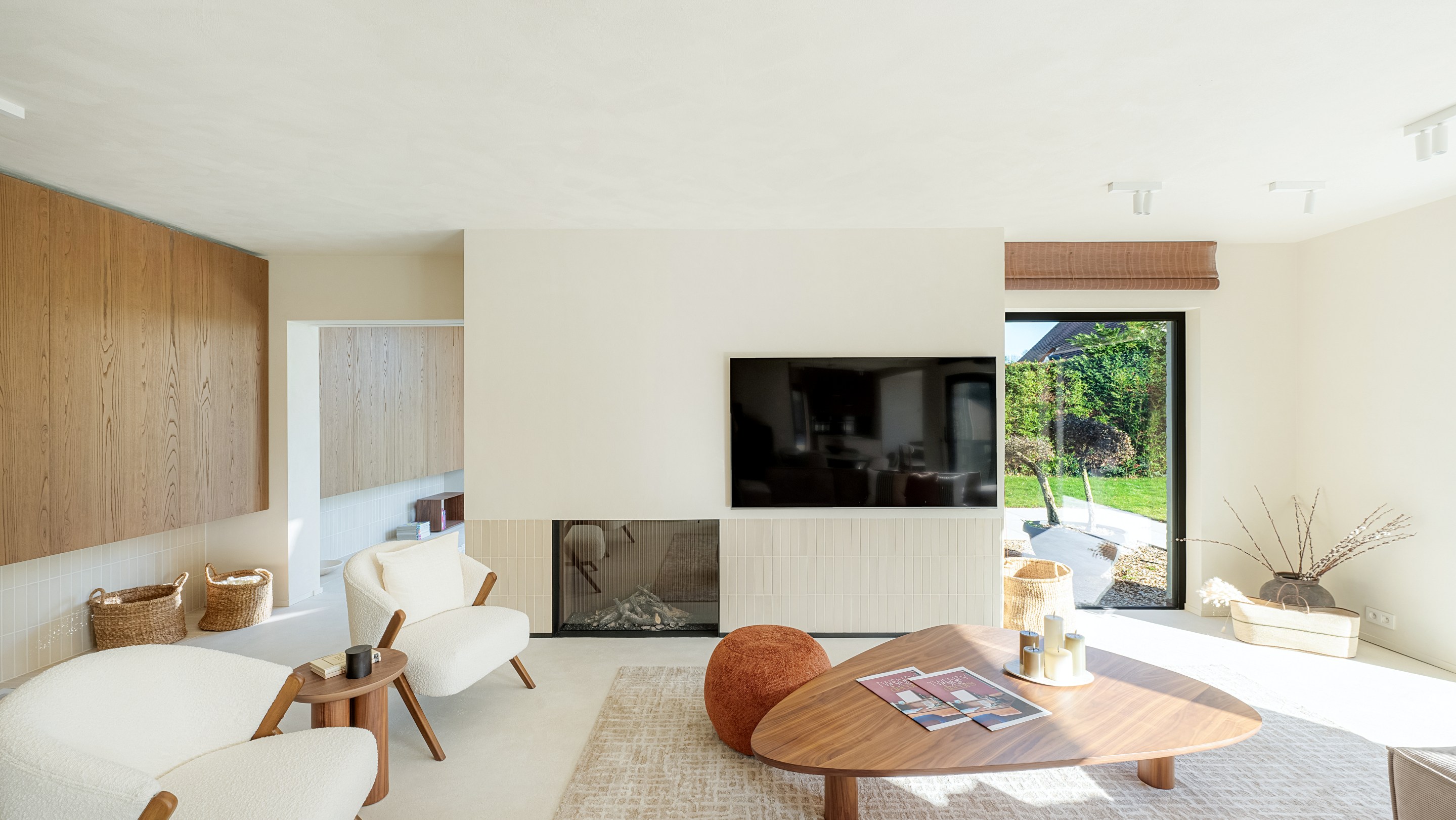 Villa de luxe rénovée dans un quartier résidentiel. 