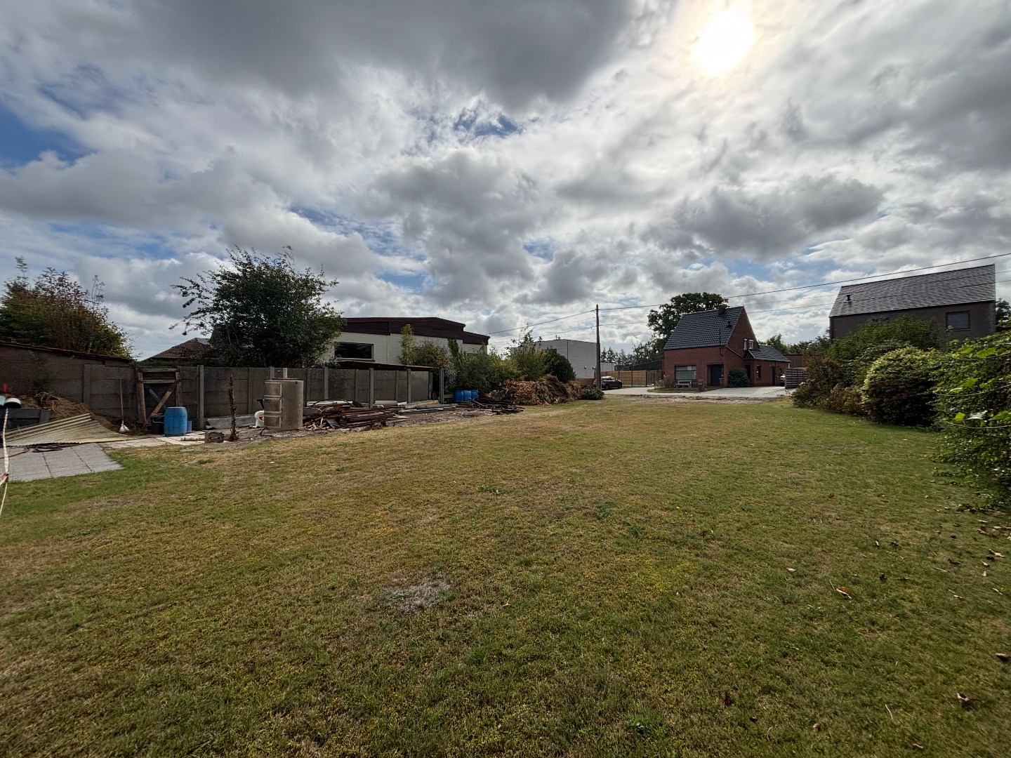 Bouwgrond van 4a 76ca voor open bebouwing in Mol-Sluis 