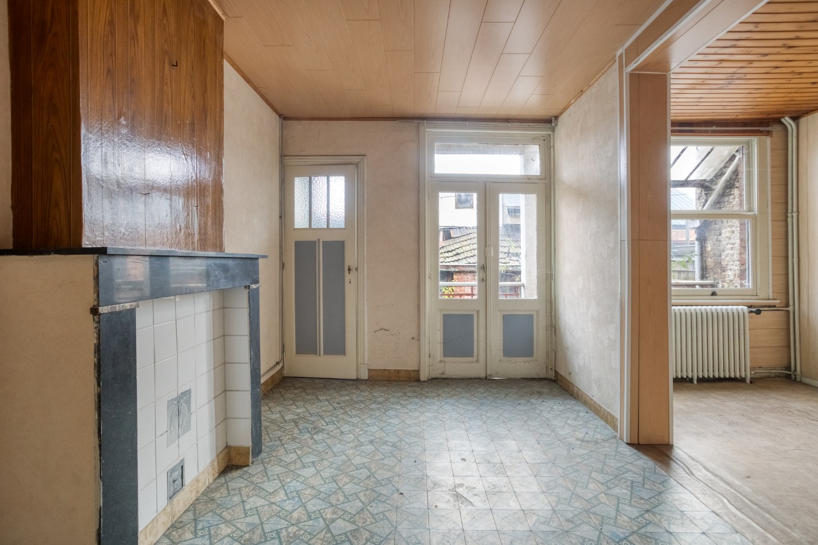 Ruime woning met 6 slaapkamers, tuin en bijgebouw in Kessel-Lo! – bewoonbare opp. 242 m² 