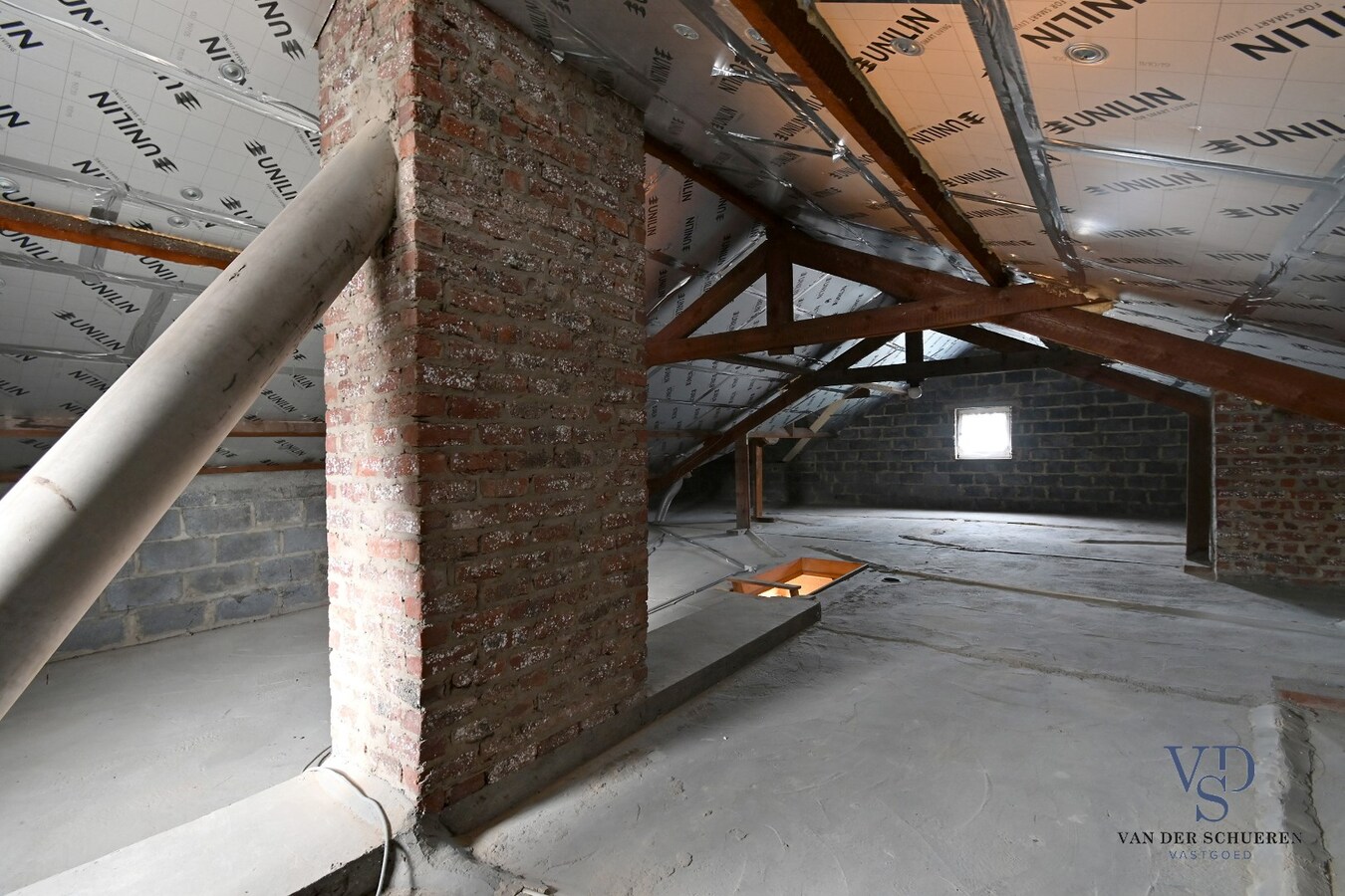 Ruime bungalowwoning met tuin en garage 