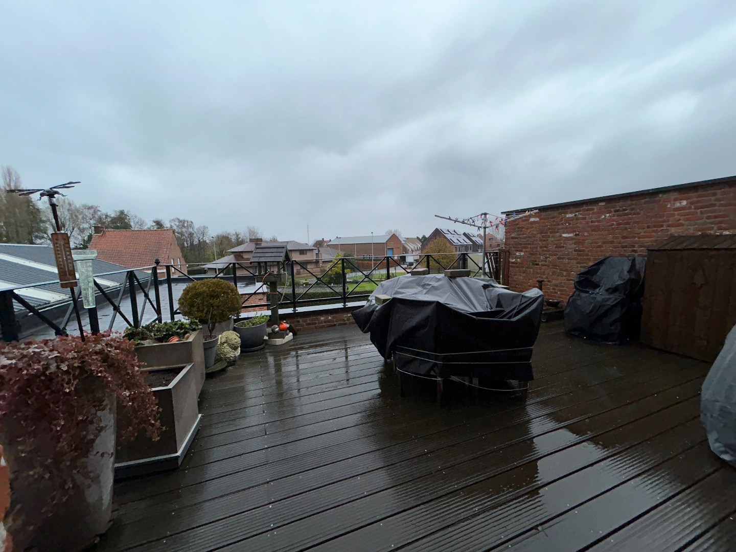 Stijlvol duplex appartement met 3 slaapkamers en groot terras 