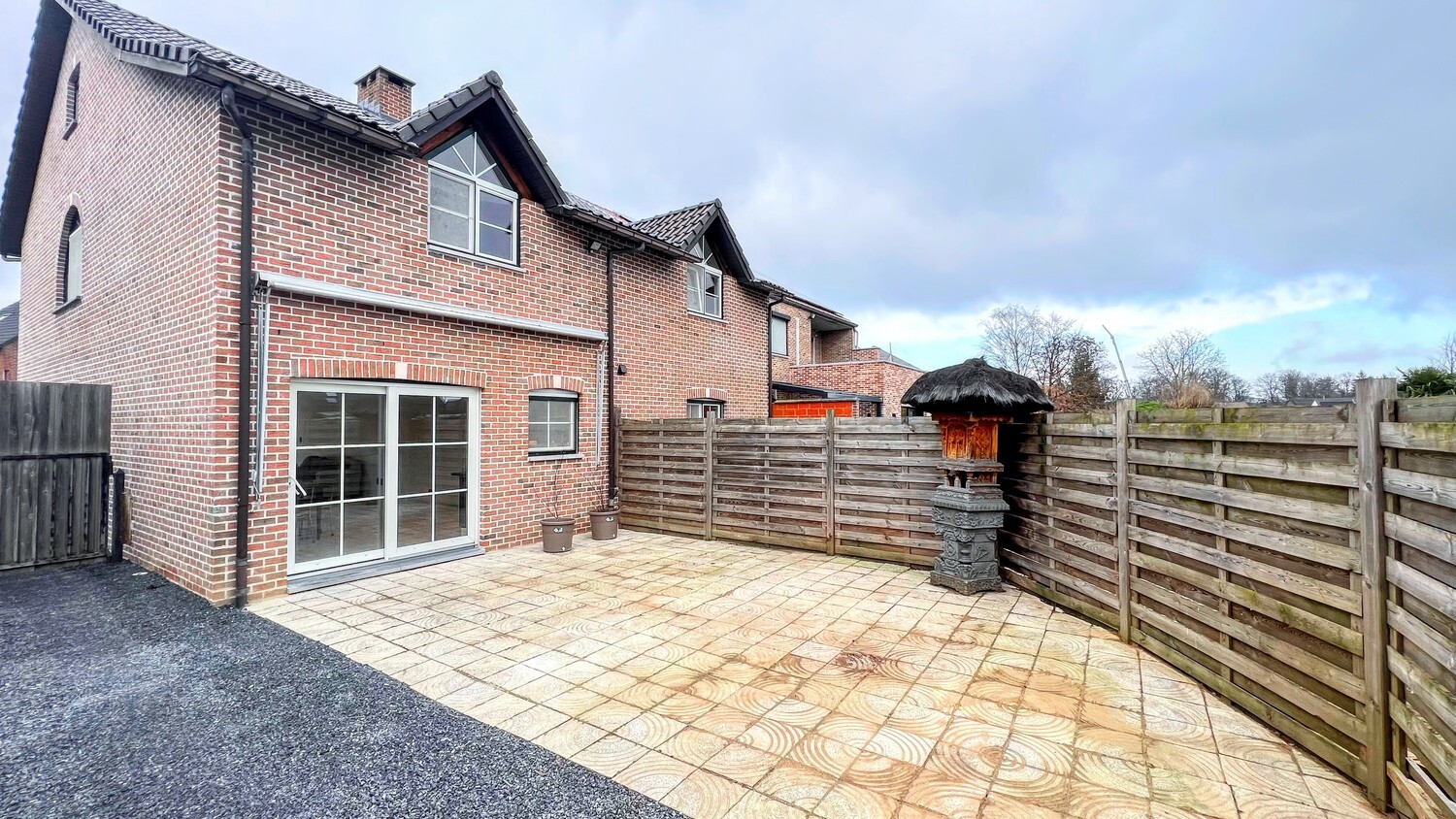 Riante, gerenoveerde woning op perceel van 1020 m² op toplocatie 