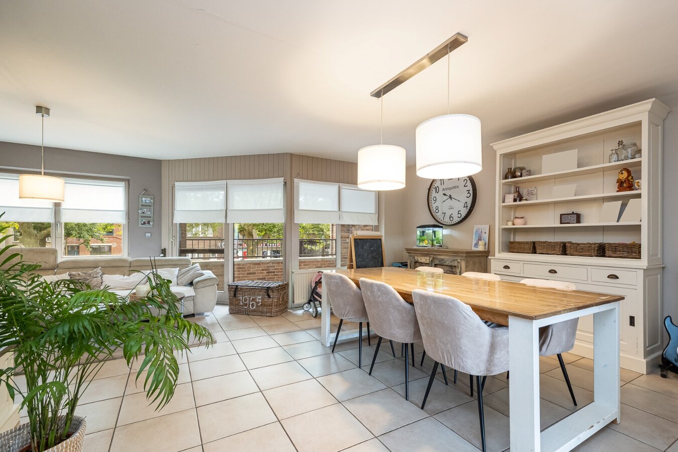 Prachtige woning 243 m² met 4 slaapkamers (met mogelijkheid tot kangoeroewoning) 