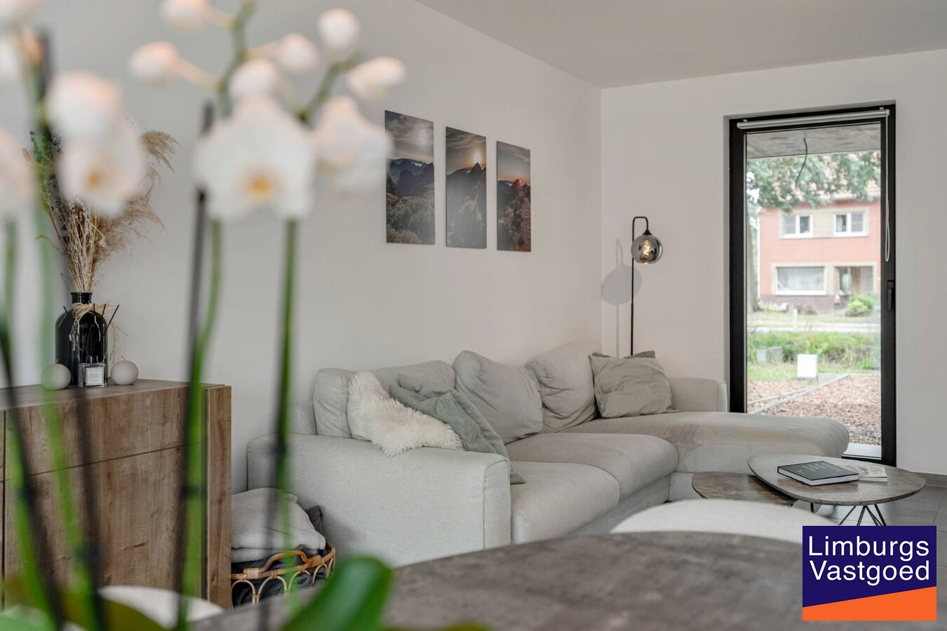 Nieuwbouwwoning, halfopen bebouwing, 3 slpk, 3a 4ca, te Beringen 