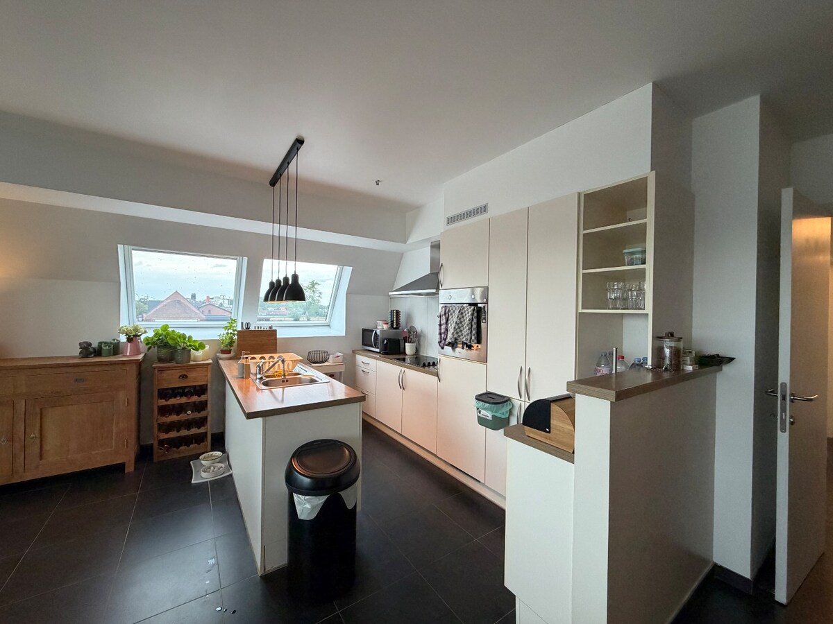 Luxueus dakappartement te Asper. 