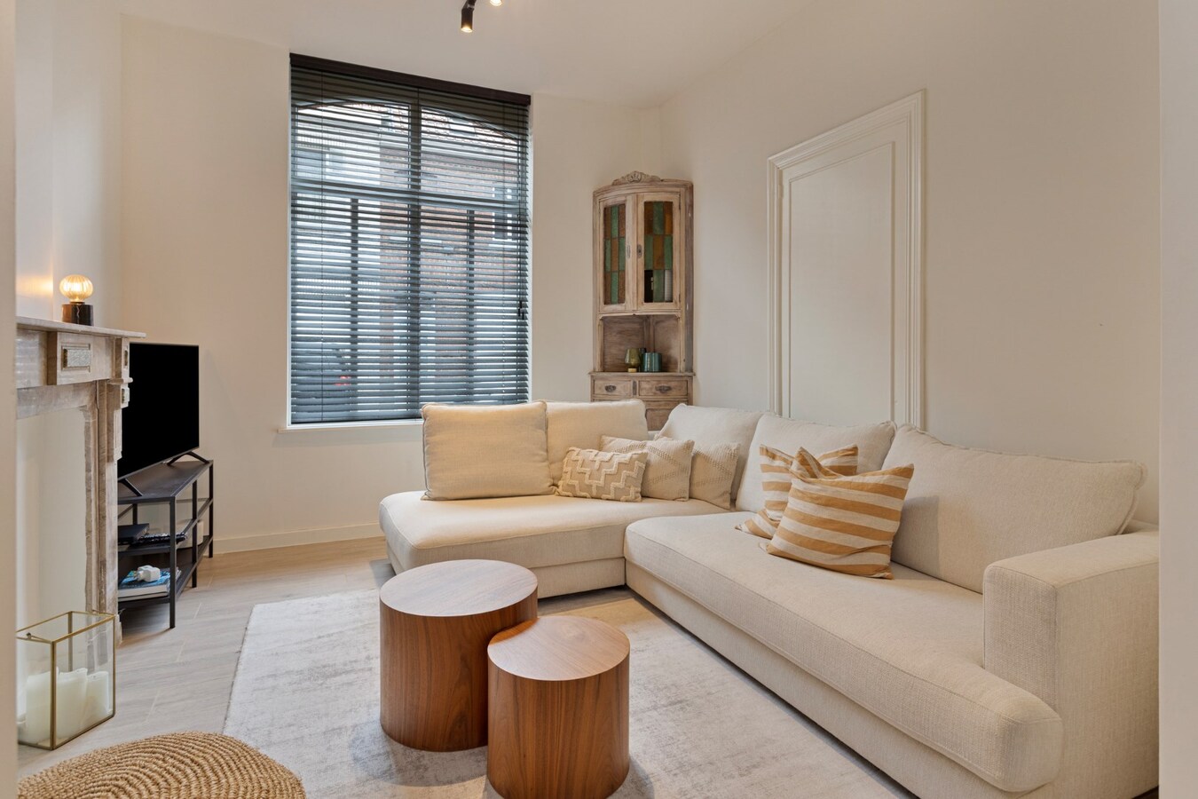 Volledig gerenoveerde en instapklare burgerwoning - 3slpks 