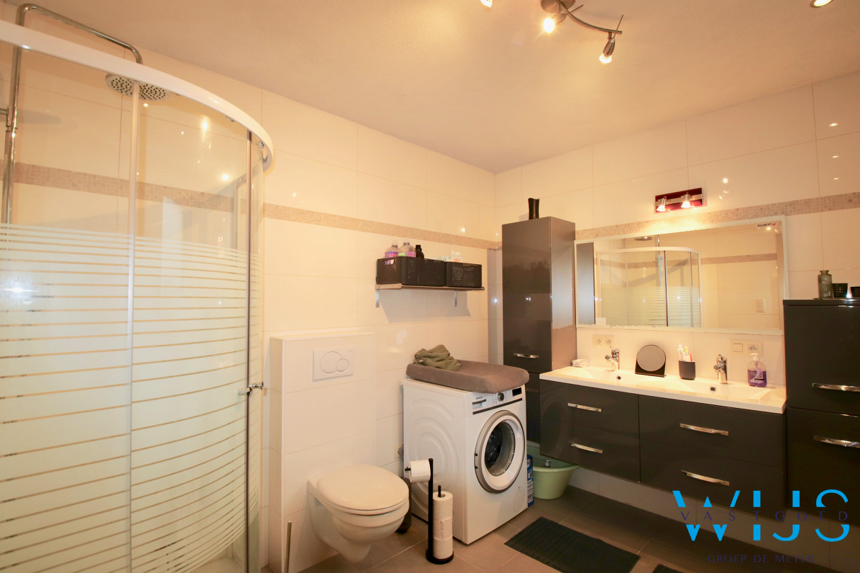 Gezellige gezinswoning op TOPlocatie in Eeklo ! 