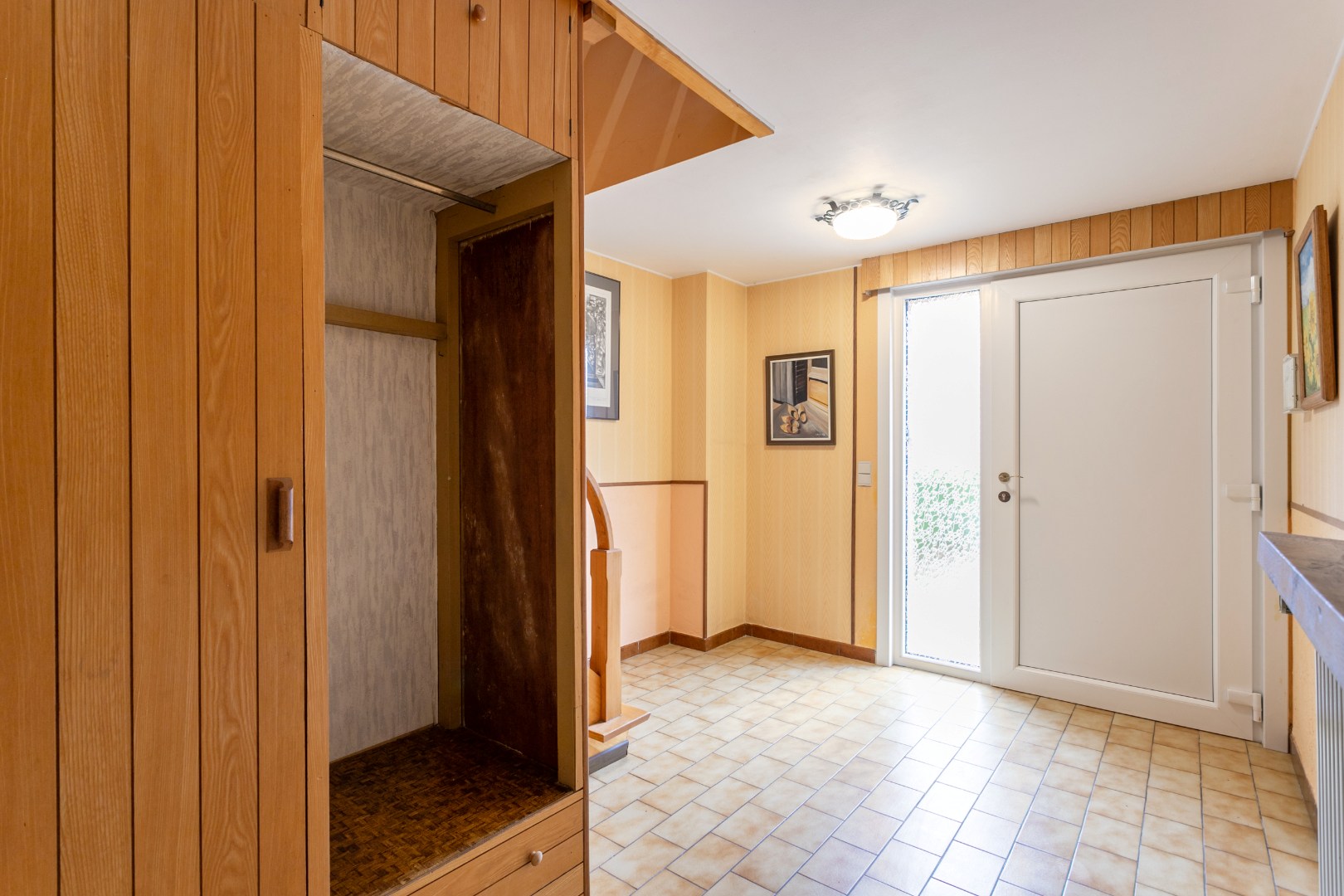 Goed gelegen 3-gevelwoning met 4 slpk 