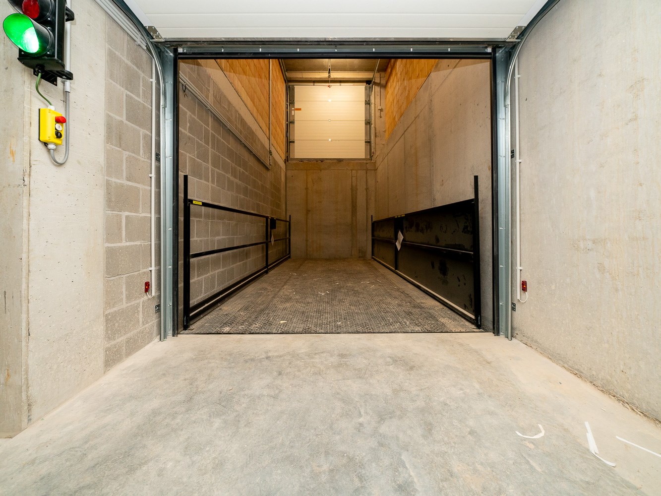 Nieuwbouw 1-kamer appartement met parking, kelder &amp; terras 